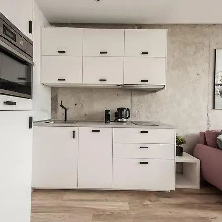 Unique With Stunning View & Netflix