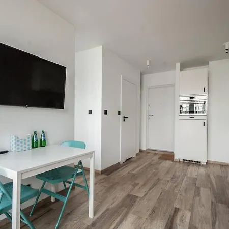 Unique With Stunning View & Netflix Apartamento Varsóvia