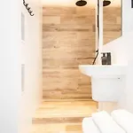 Unique With Stunning View & Netflix Apartment